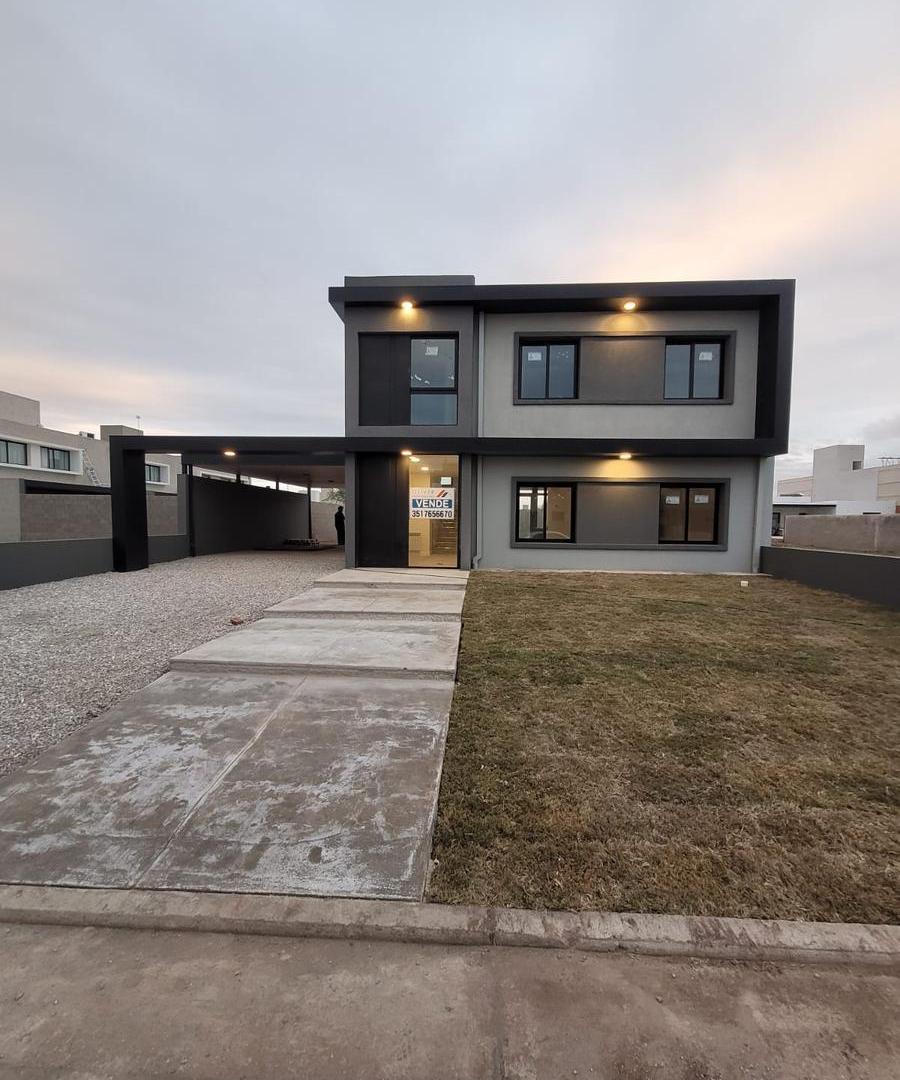 Casa Premium en Terrazas de Manantiales II - Seguridad y Diseño". 230m² cubiertos,