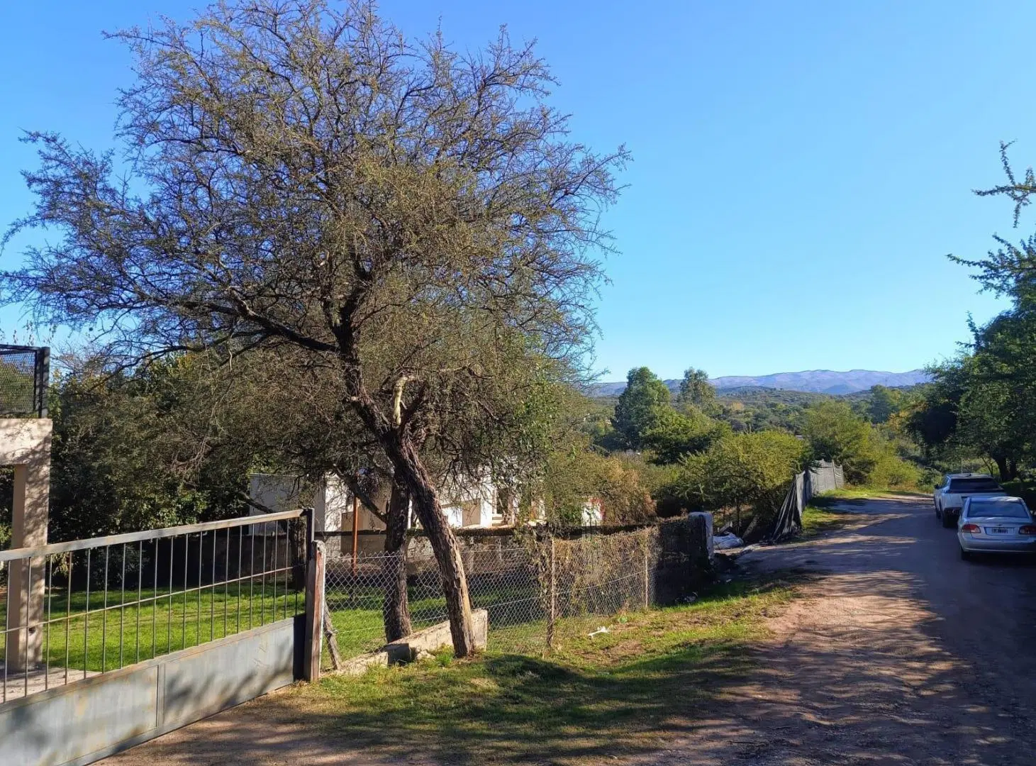 Terreno en Unquillo, 750 m², sobre Av. Centeno al 900, justo al frente del barrio cerrado La Adela. 5