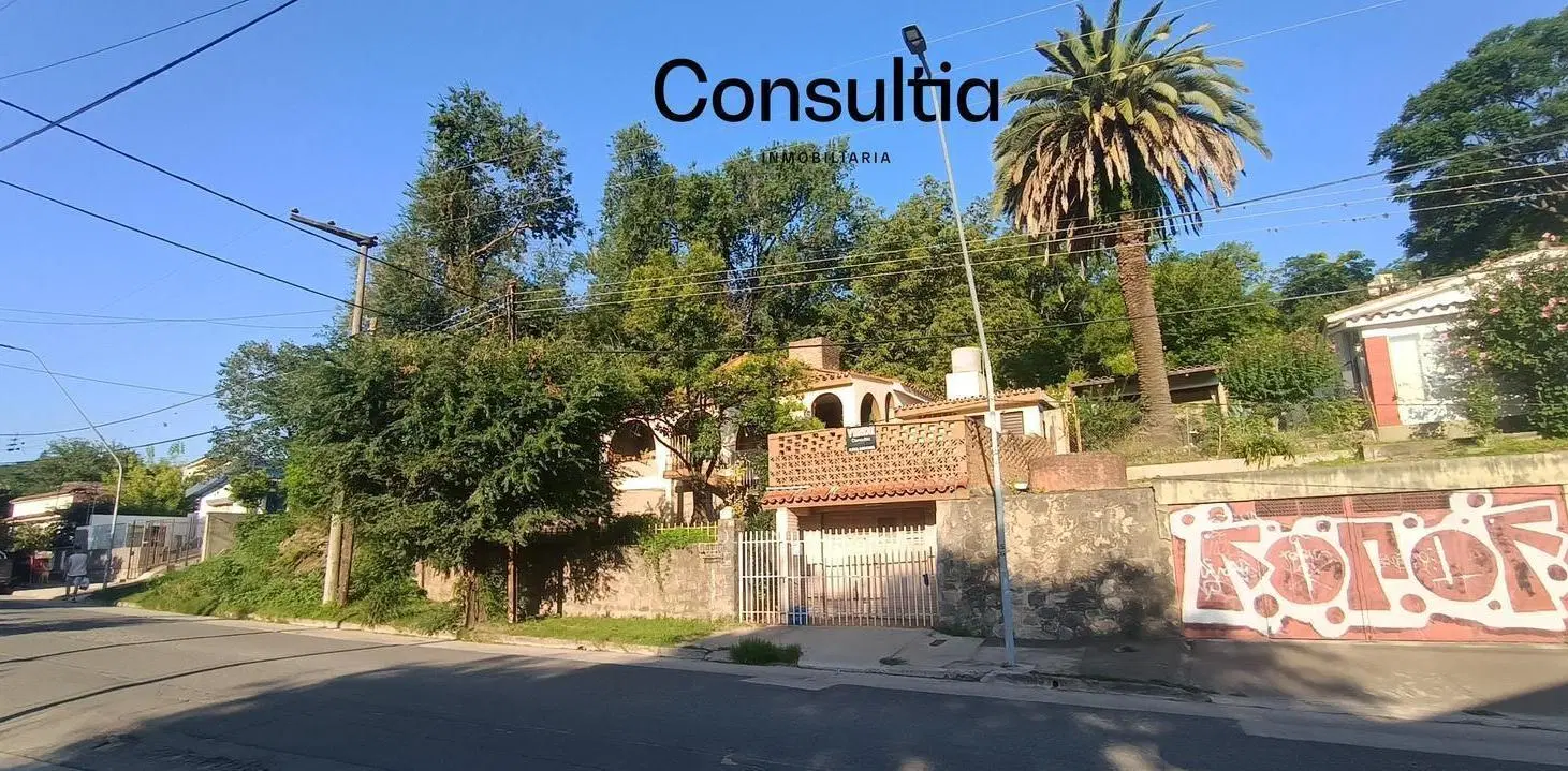 Oportunidad Céntrica en Río Ceballos: Casa 2 Dorm. sobre Av. Sarmiento 2