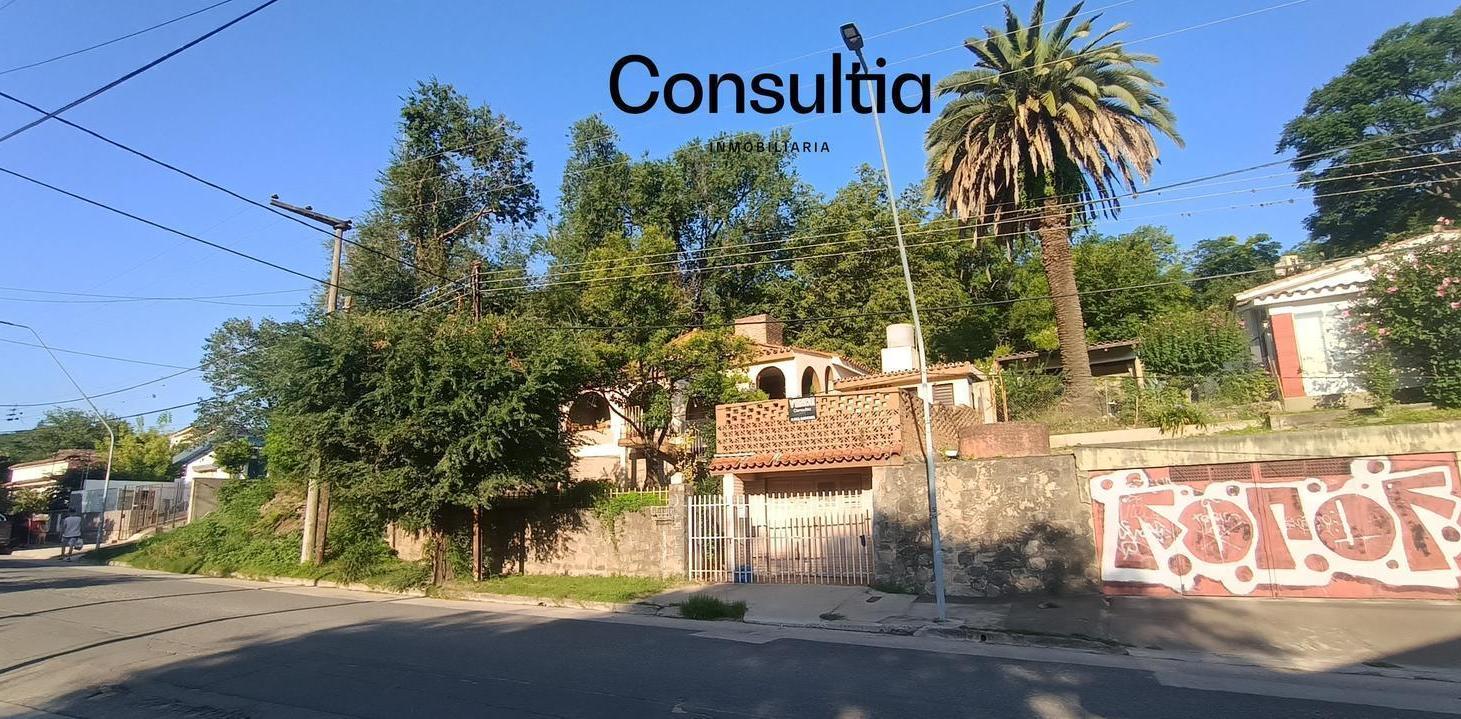 Foto de Apta crédito .Céntrica en Río Ceballos: Casa 2 Dorm en Av. Sarmiento, imagen 1