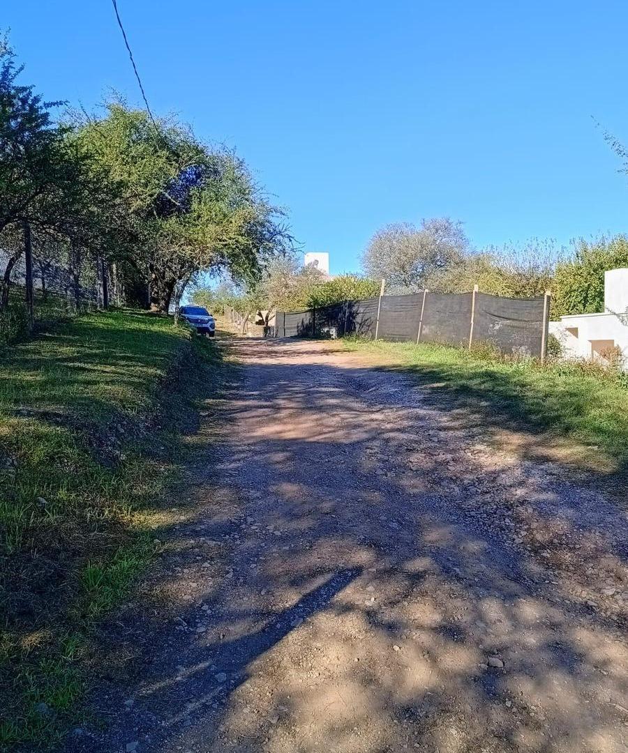 Foto de Terreno en Unquillo, 750 m², sobre Av. Centeno al 900, justo al frente, imagen 5