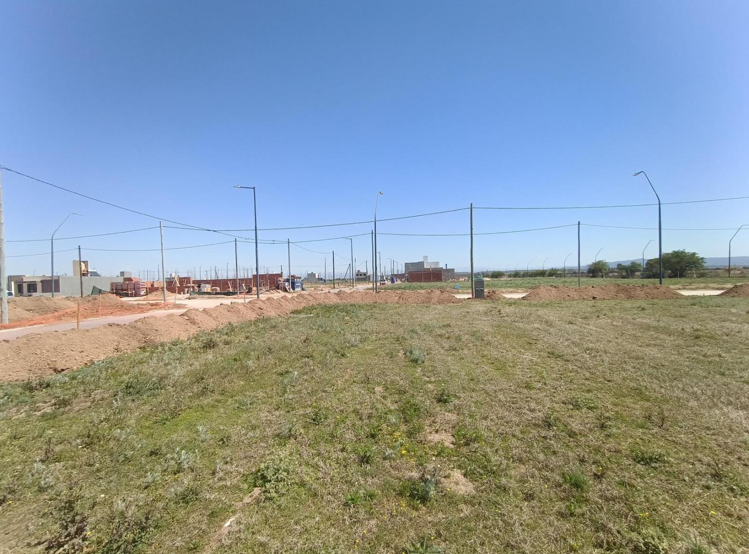 Foto de Terreno esquina en Pampas de Manantiales. Lote 33 . Mz 61, imagen 5