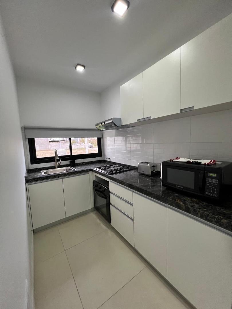 Foto de Alquilo Duplex Amoblado 2 Dorm,Barrio norte V Allende, imagen 5