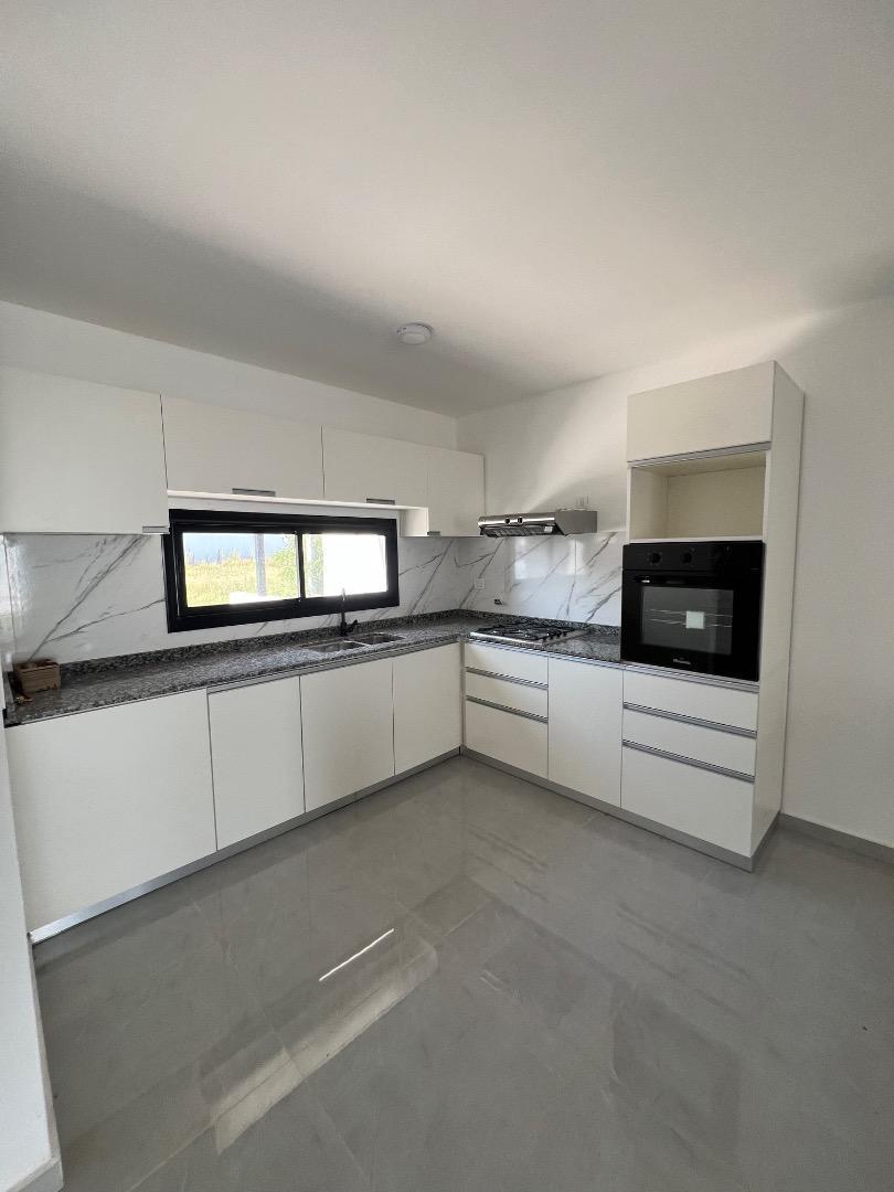 Foto de VENDO DUPLEX B NORTE VILLA ALLENDE, 2 DORM, 2 B, PISCINA, imagen 5