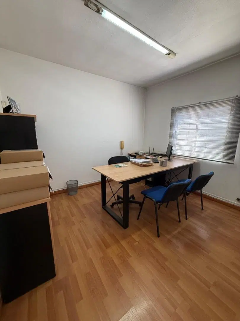 ALQUILO OFICINA AMOBLADA 5