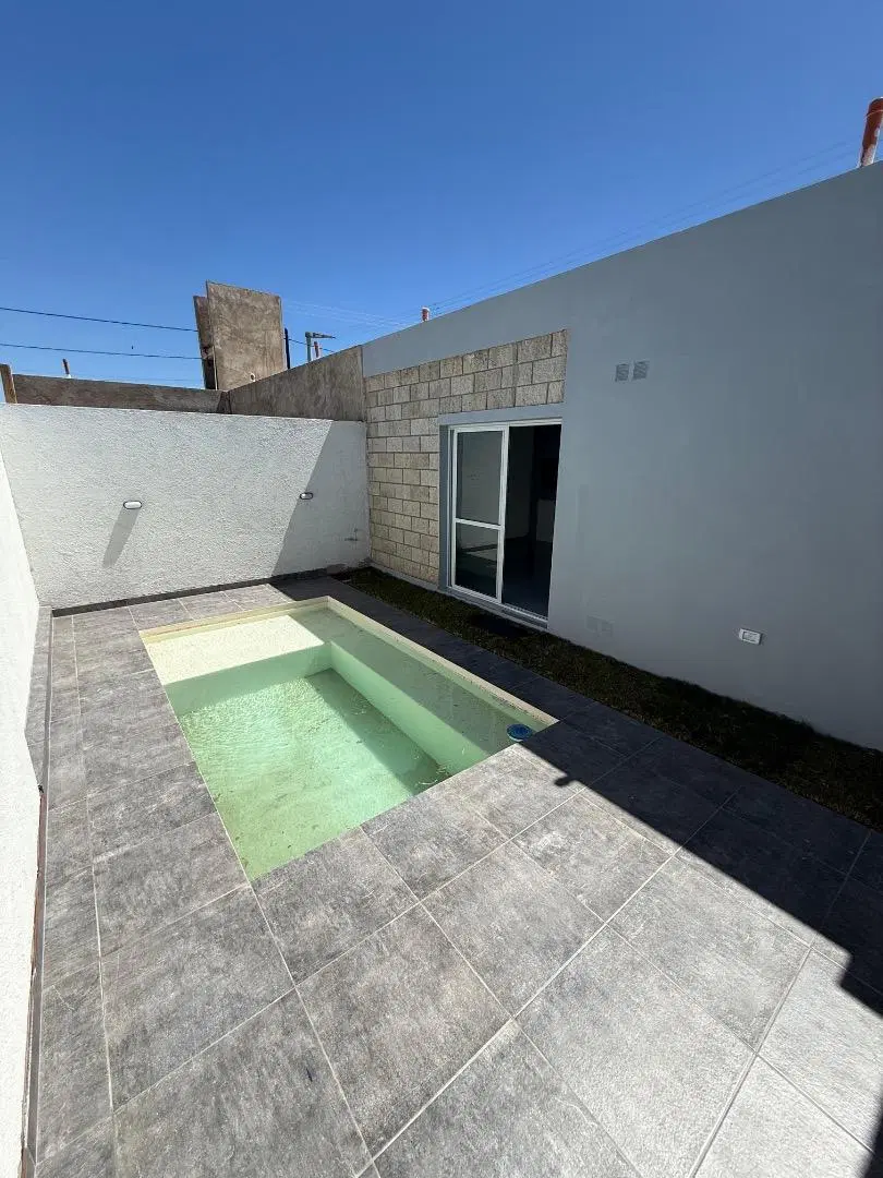ALQUILO DUPLEX B NORTE VILLA ALLENDE, 2 DORM, PISCINA 2