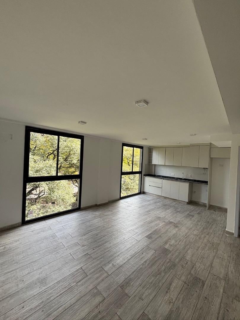 Foto de ALQUILO DUPLEX SOBRE CAÑADA, 2 DORM, 2 B, A ESTRENAR, imagen 2
