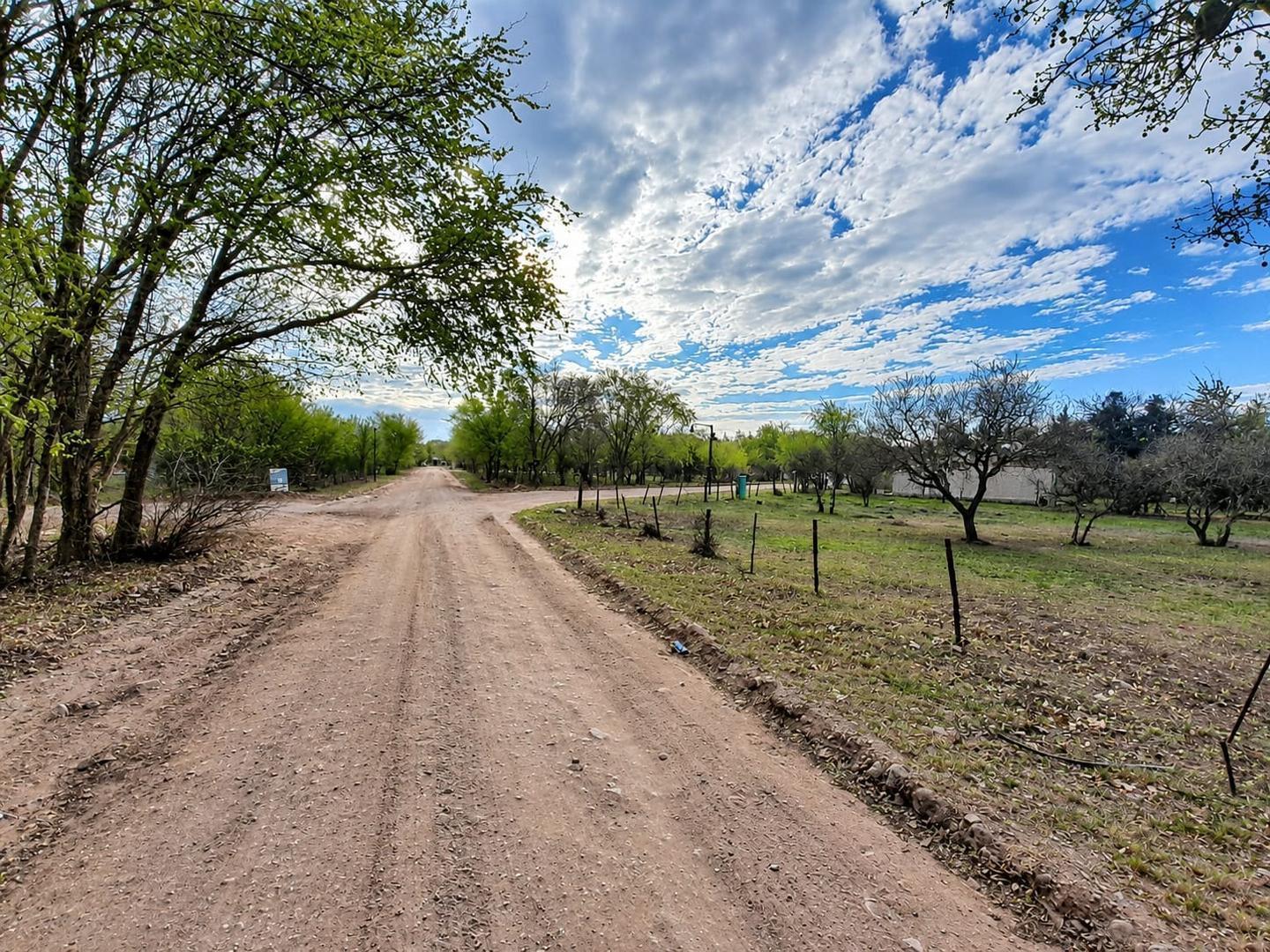Foto de VENDO LOTE EN LA CUMBRE B° LAS MARIAS, imagen 2