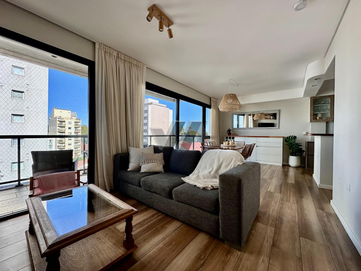 Moderno Piso de 4 Ambientes. Vista Al Mar. Playa Grande. 1