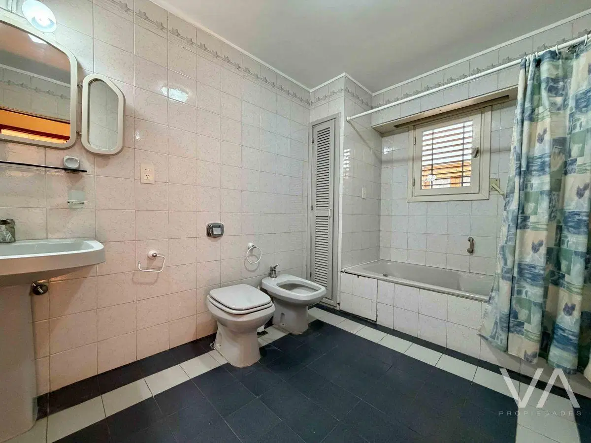 Chalet con 4 domitorios. Piscina. Chauvin. 4