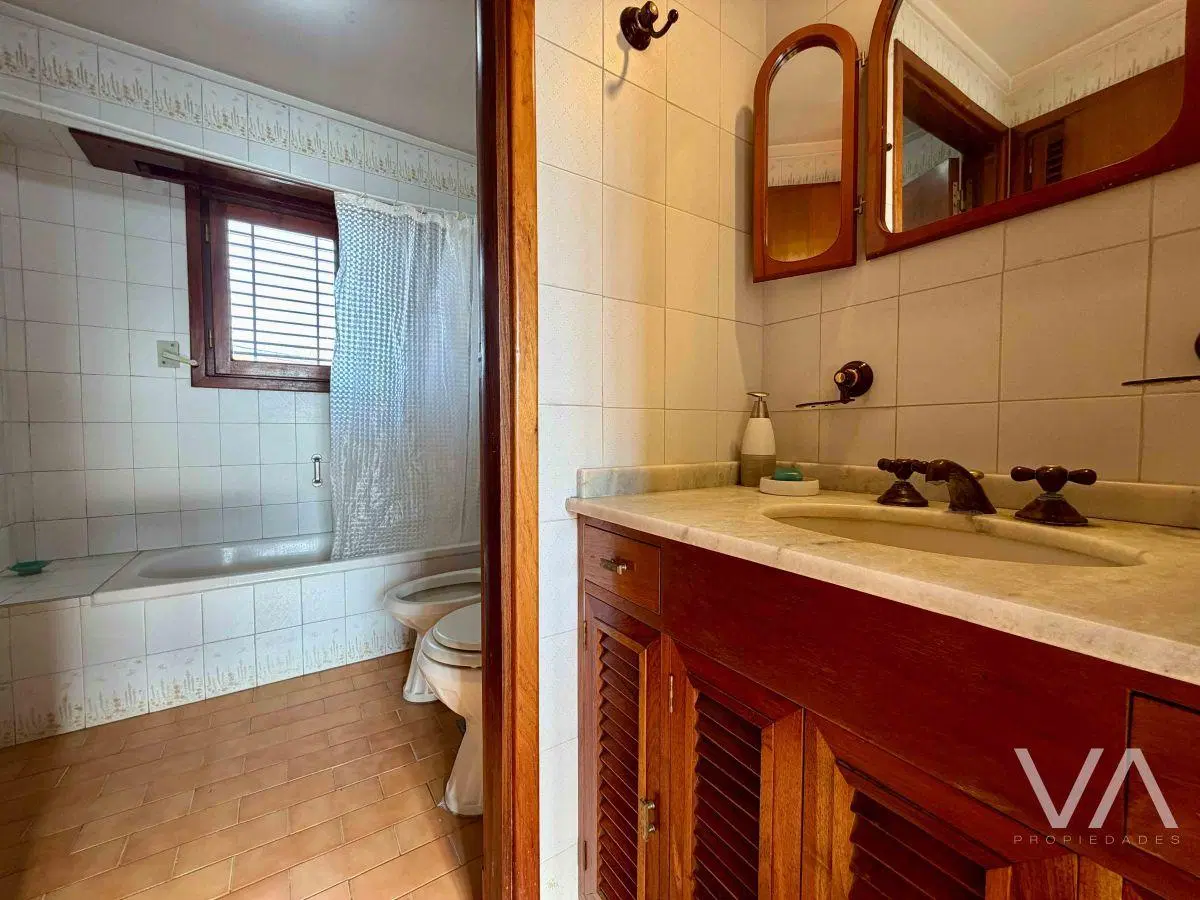 Chalet con 4 domitorios. Piscina. Chauvin. 3