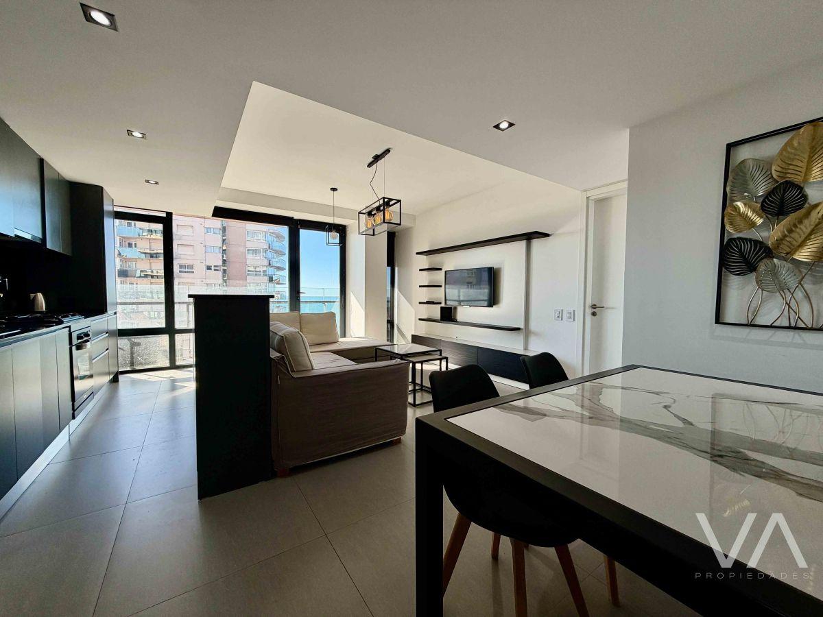 Foto de Moderno departamento de 2 ambientes con vista al mar. Cochera. Playa, imagen 1