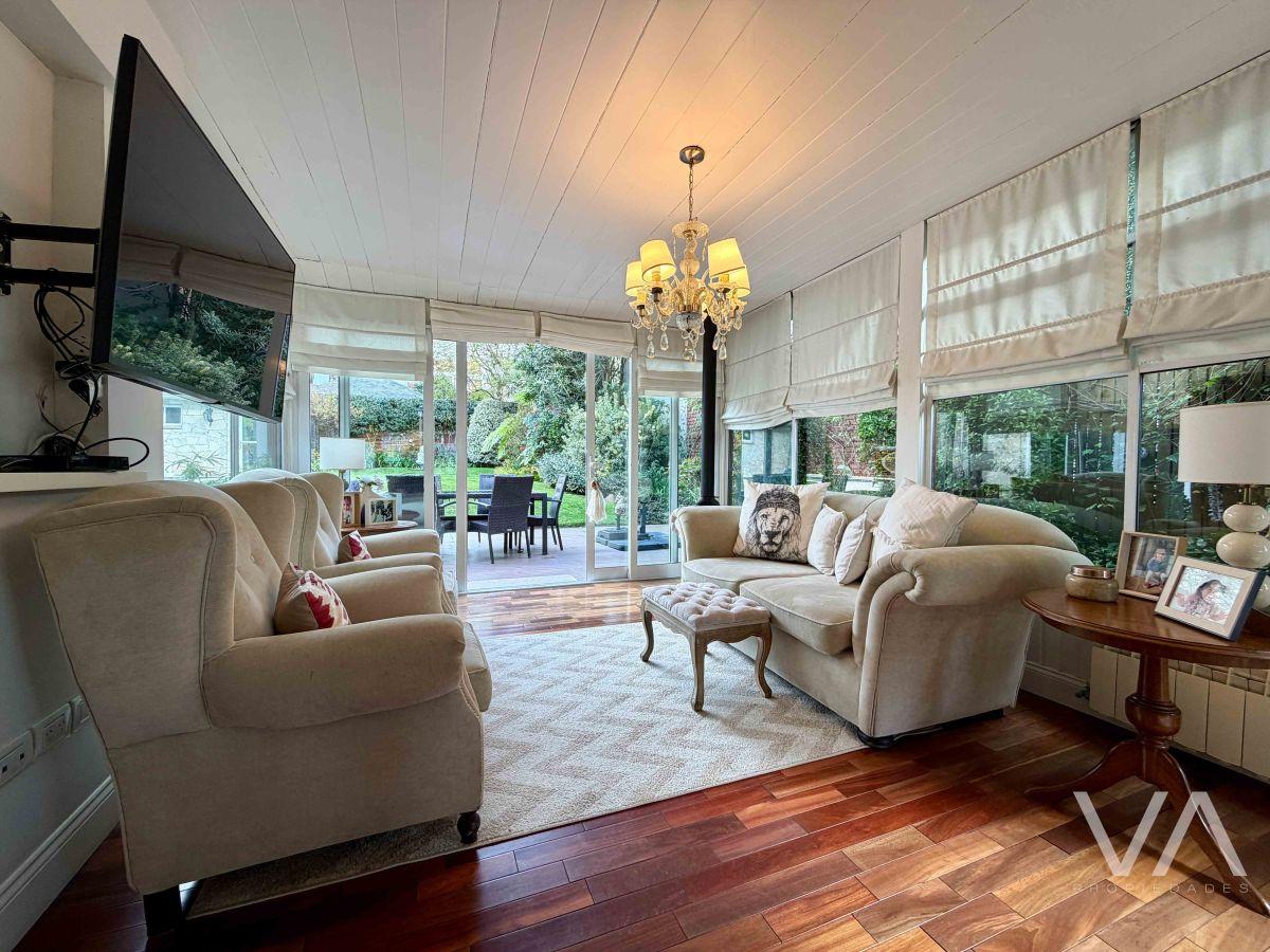 Foto de Espectacular chalet con 3 dormitorios. Jardín y piscina. Los Troncos., imagen 5