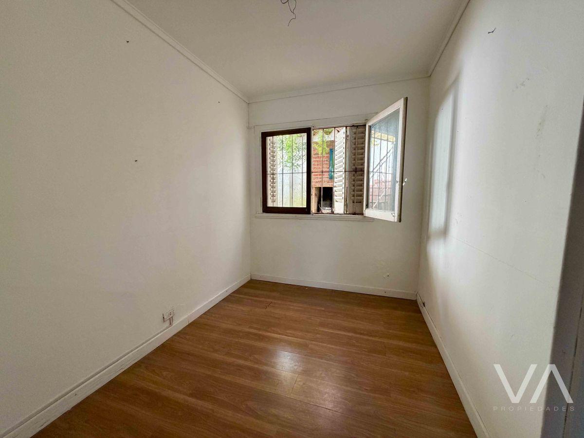Foto de Chalet en esquina para uso comercial. Zona Güemes., imagen 4