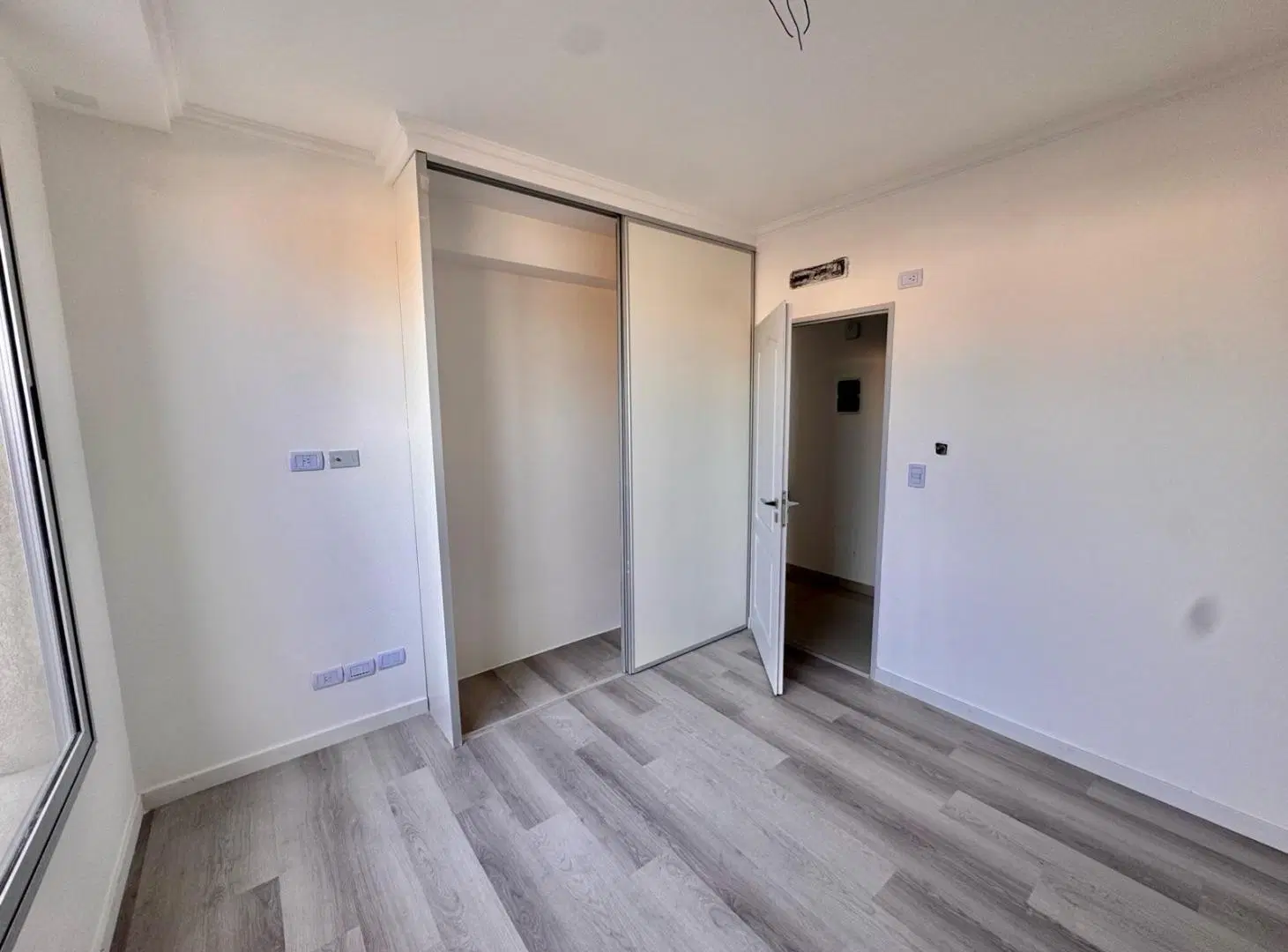 Departamento dos ambientes en alquiler 5