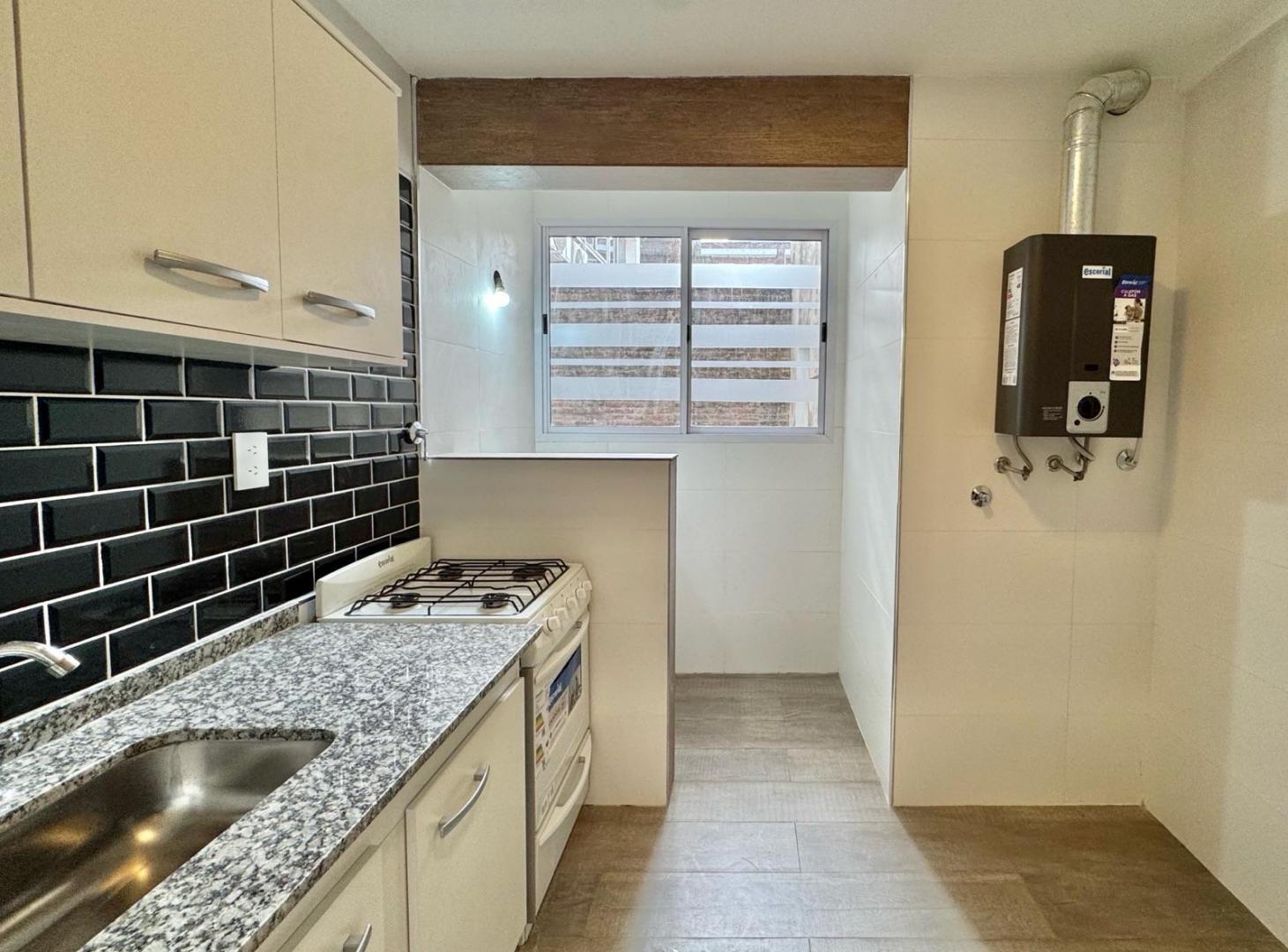 Foto de DEPARTAMENTO TRES AMBIENTES CON BALCON EN BELGRANO, imagen 4