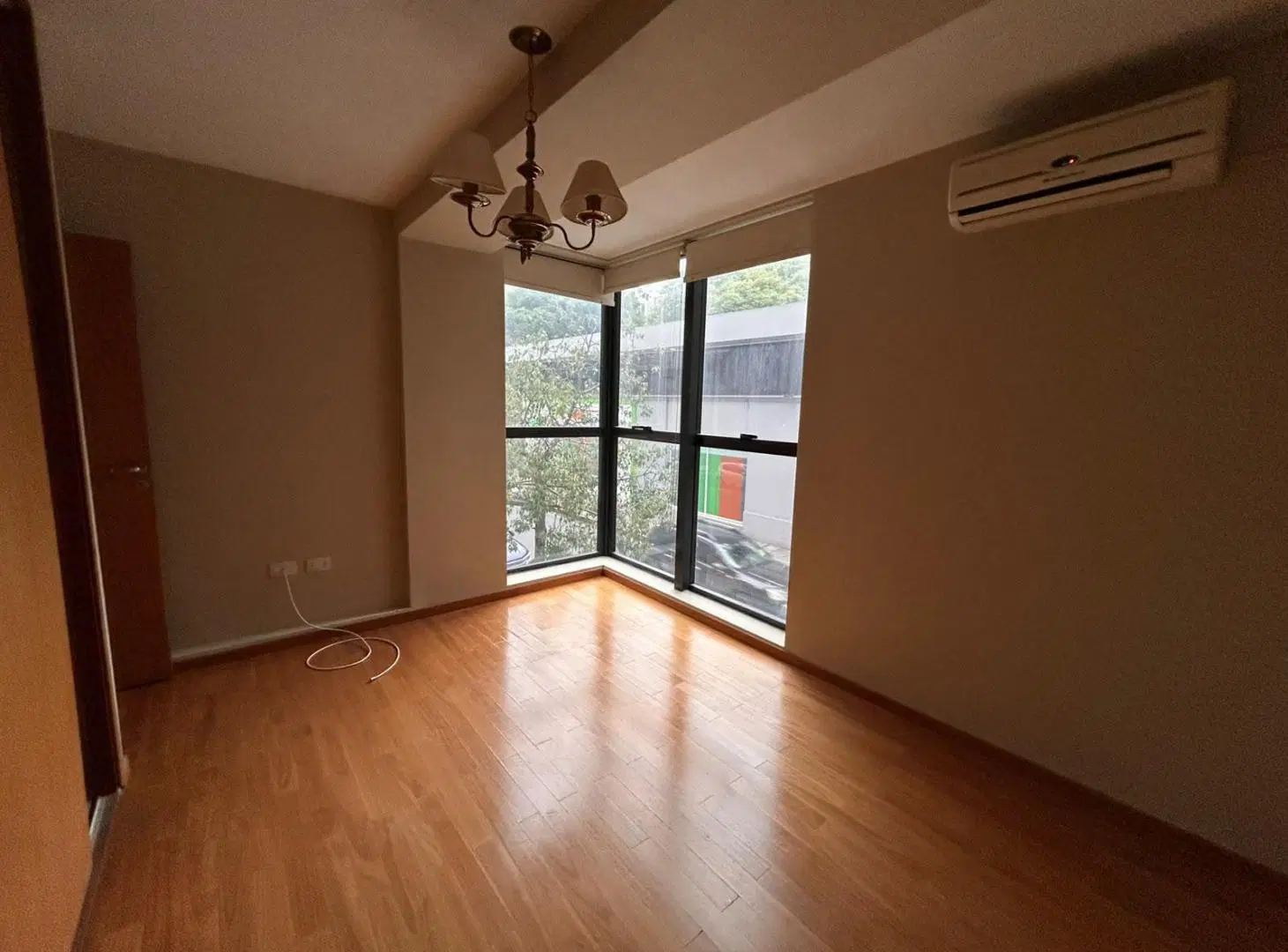 SALVATIERRA ALQUILA-1 DORM-ZONA CAÑANA-BALCÓN. 1