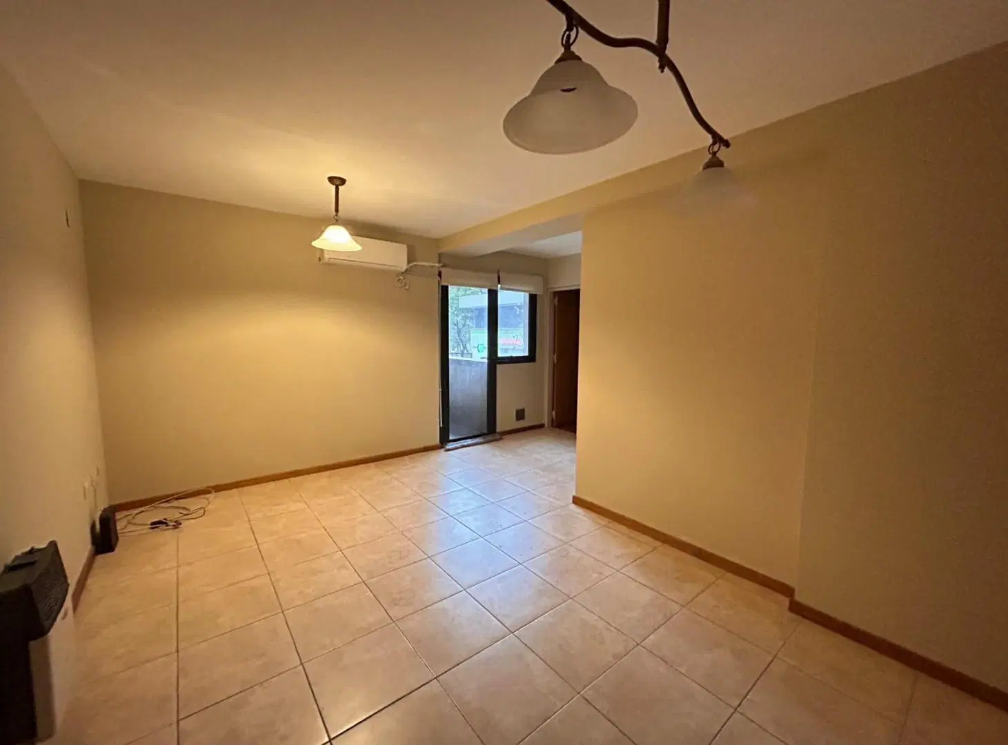 SALVATIERRA ALQUILA-1 DORM-ZONA CAÑANA-BALCÓN. 3