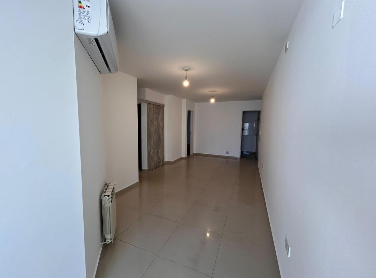 Foto de SALVATIERRA ALQUILA-GRAL.PAZ-2 DORM-PATIO COCHERA., imagen 3