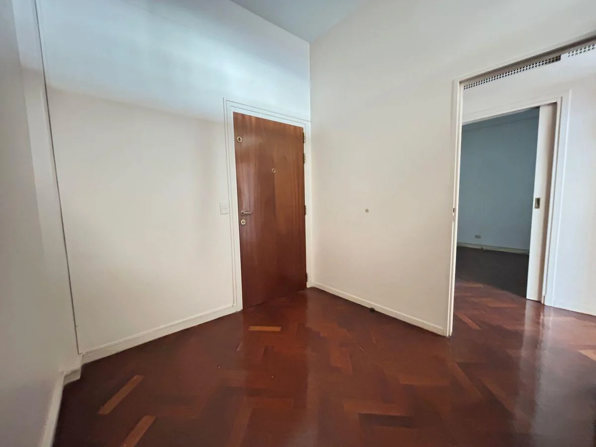 Foto de Oportunidad | Oficina Luminosa en Microcentro – A Metros de Corrientes, imagen 5