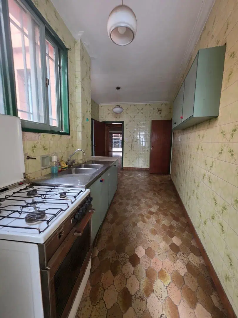 Alquiler de Amplia Casa 5