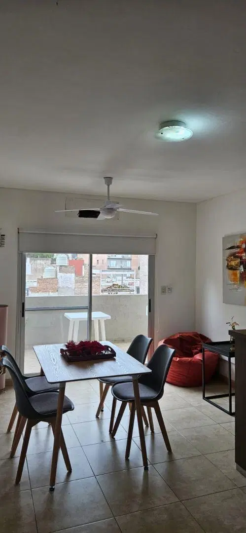 Departamento 2 ambientes. | Dorrego al 100 4