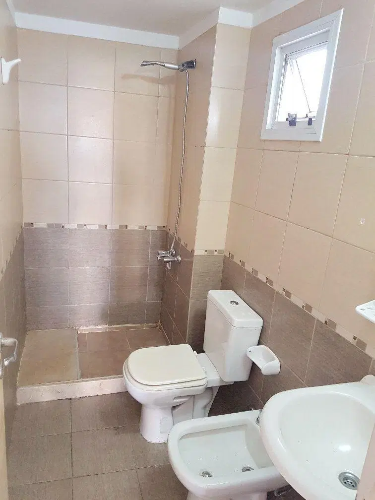 Departamento 2 ambientes. | brown al 1900 5