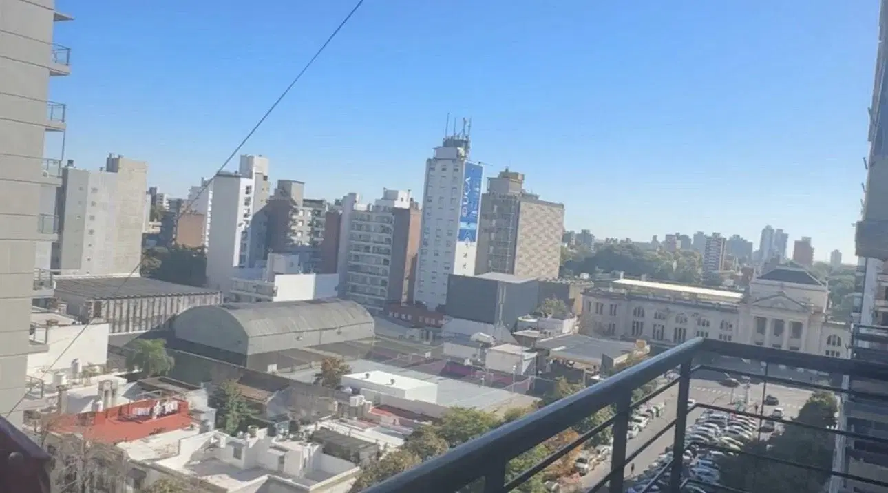 Departamento 2 ambientes. | Av. Francia al 800 3