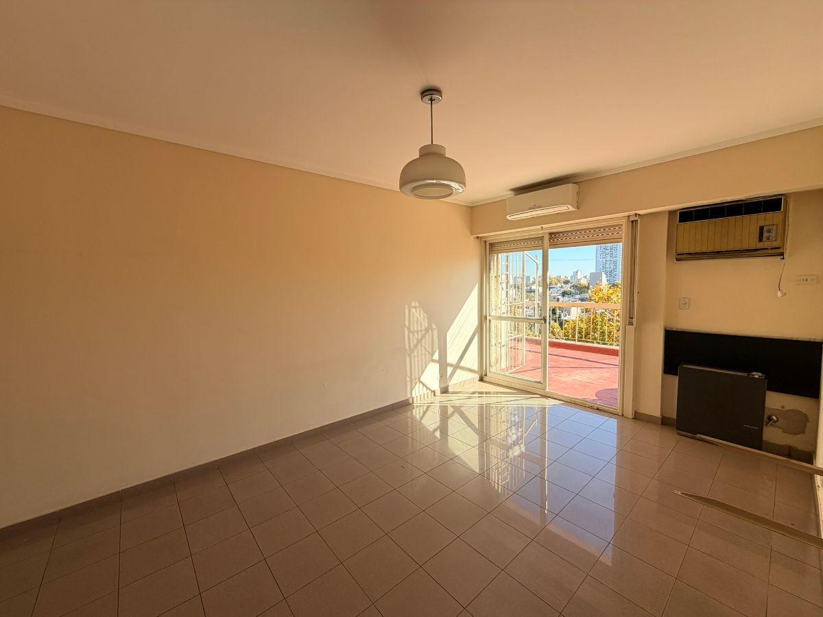 Departamento en venta con TERRAZA PERIMETRAL a "TODOS LOS AMBIENTES" + Cochera Cubierta y Baulera