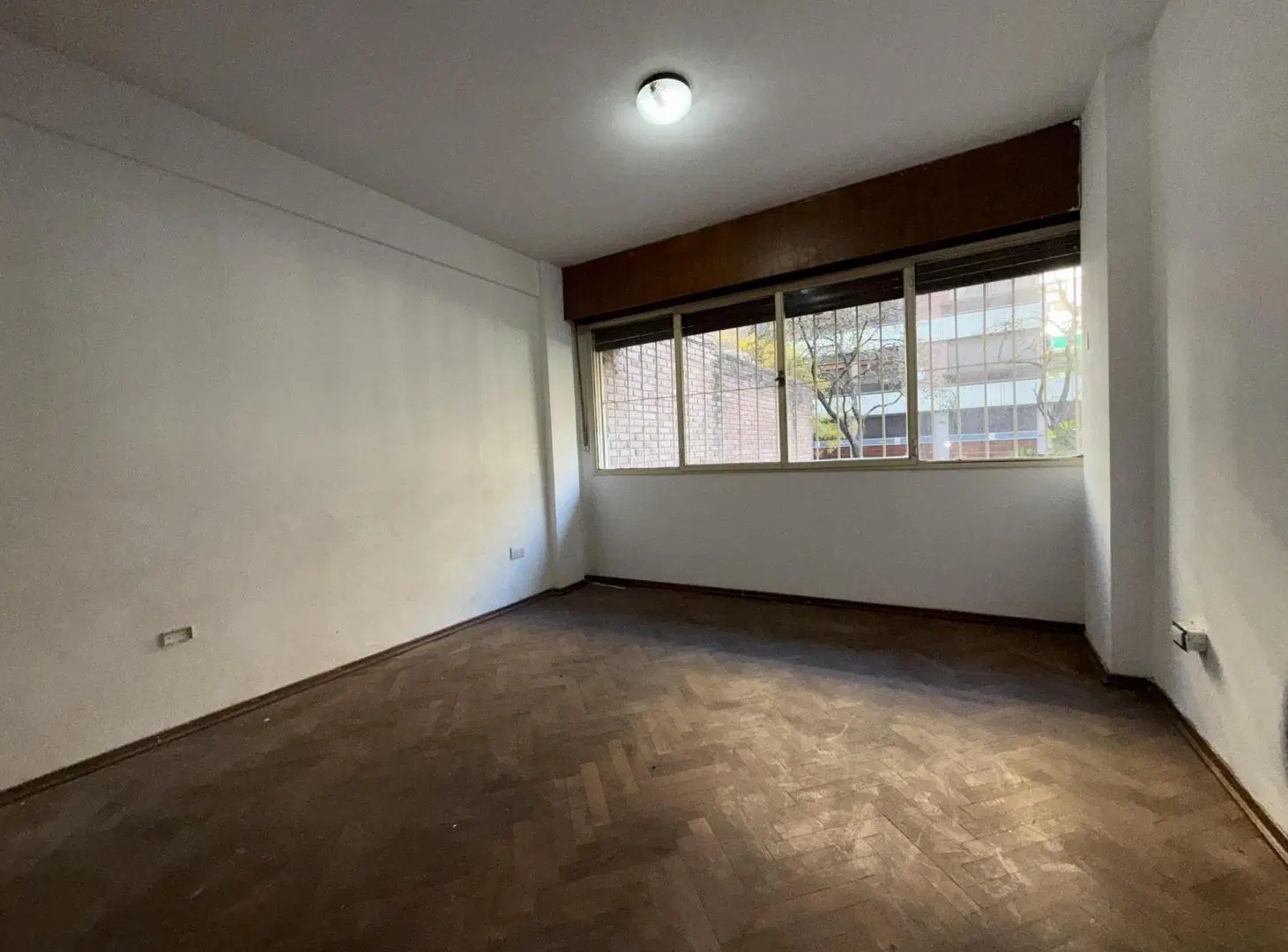Planta Baja Patio Dos Dormitorios Nueva Cordoba Crisol 5
