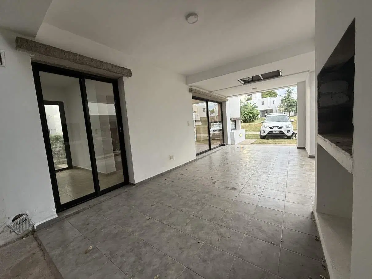 APTO CREDITO Housing Cerrado Seguridad Villa Allende Tres dormitorios PILETA 4