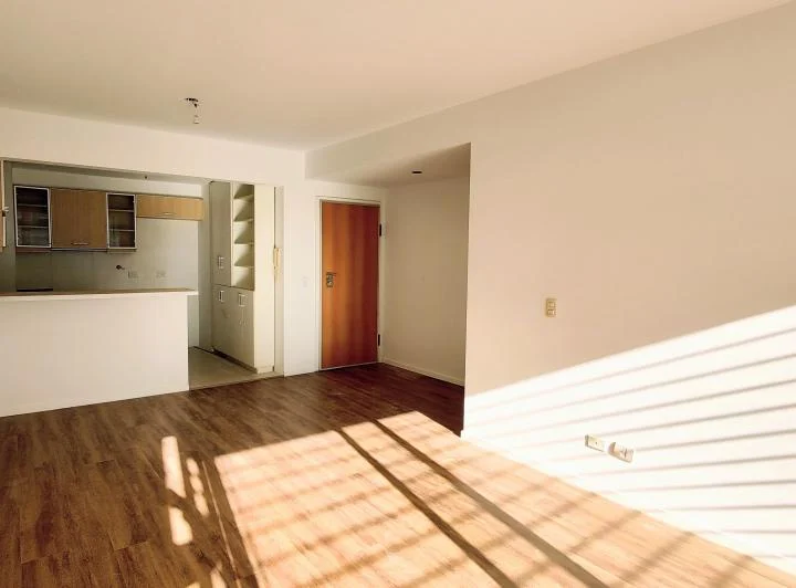 ALQUILER  BELGRANO-COGHLAN 3 AMBIENTES CON COCHERA y 2 BAÑOS COMPLETOS 1