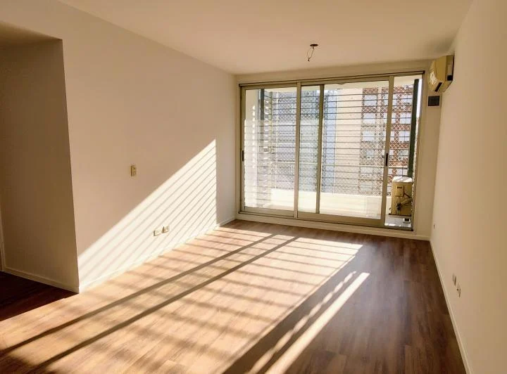 ALQUILER  BELGRANO-COGHLAN 3 AMBIENTES CON COCHERA y 2 BAÑOS COMPLETOS 2