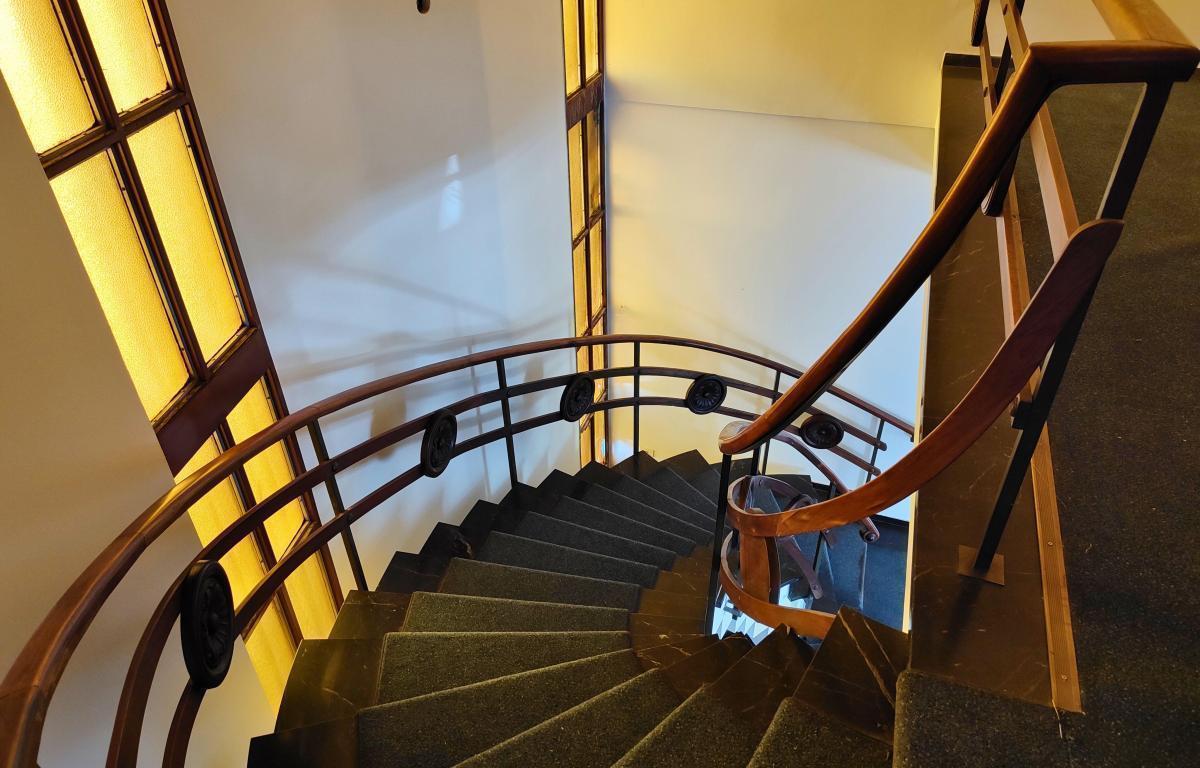 B° Bombal - Casa Multifuncional en Venta - 4 Dorm. - 4 Baños - Ascensor - Piscina 2