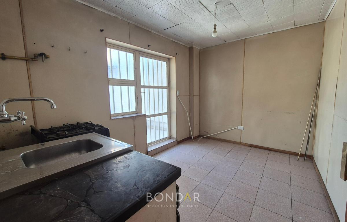 Oportunidad - 2 Propiedades en 1 - a m Hiper Libertad - 4 Dorm/cochera/2 Baños 5