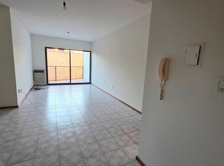 EXCELENTE DEPTO APTO CREDITO- 3 Dorm/ Balcon/ Cocina independiente 3