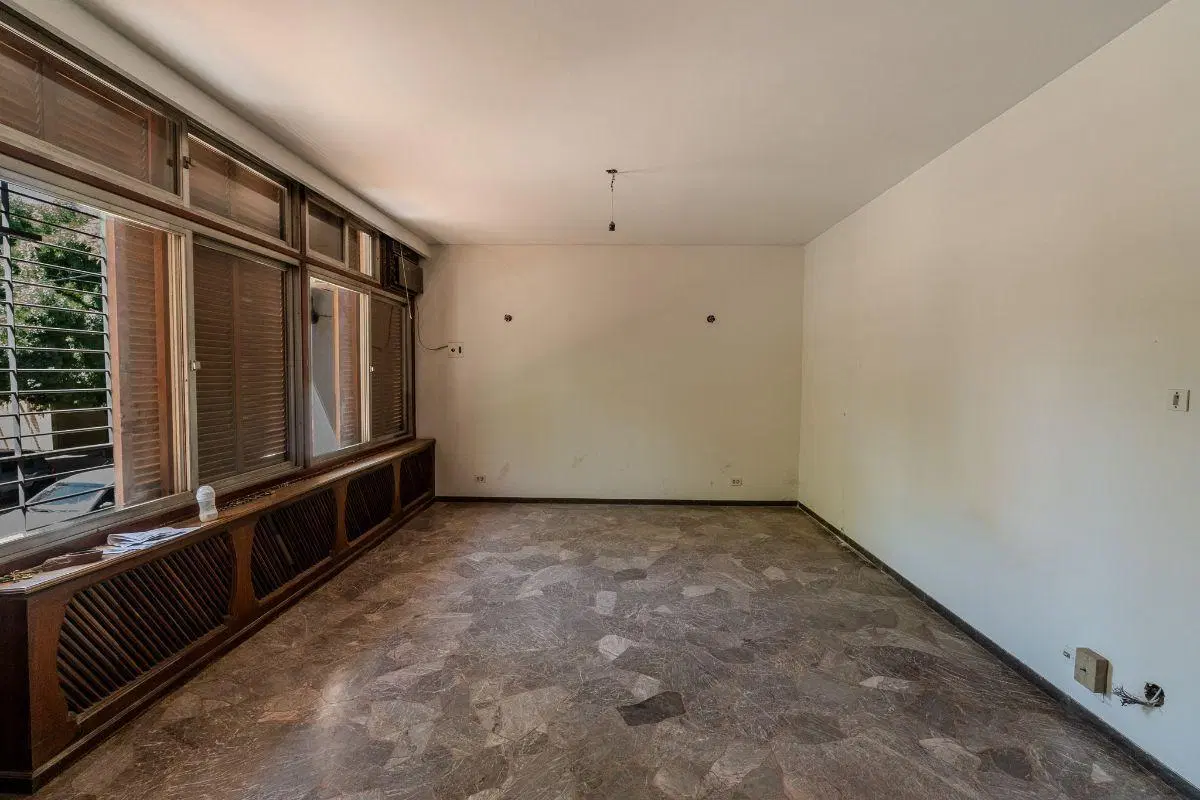 B° BOMBAL - CASA MULTIFUNCIONAL EN VENTA-4 Dormitorios-4 Baños - Ascensor- Piscina 2