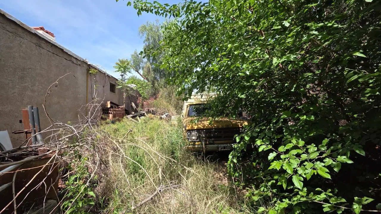 Terreno/ Lote 357M² EN GODOY CRUZ / Todos los Servicios / Ideal Emprendimiento 4
