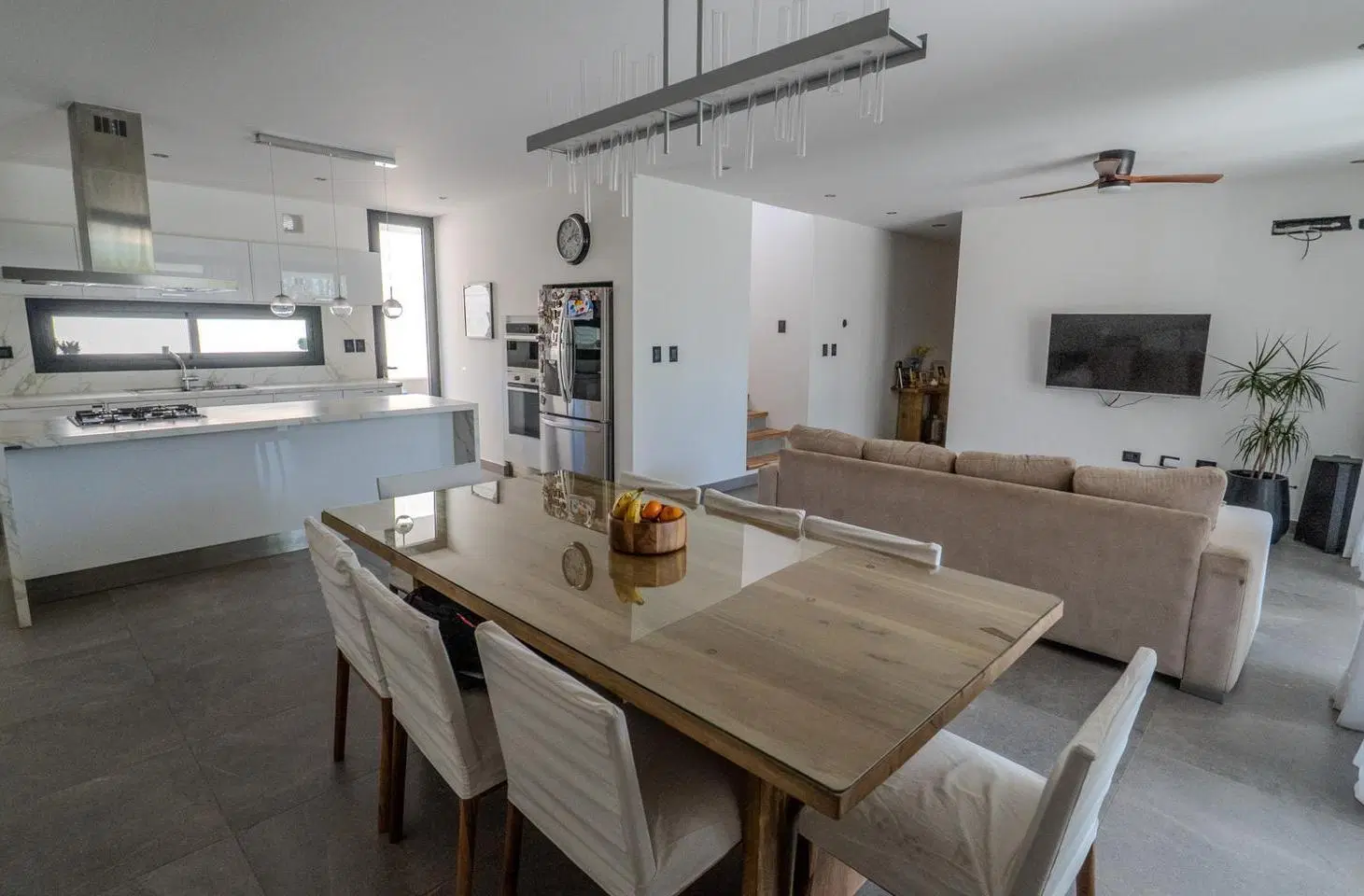 Casa 276 m2 | Barrio Privado | 4 Dormitorios | 4 Baños | Piscina | Losa Radiante 2