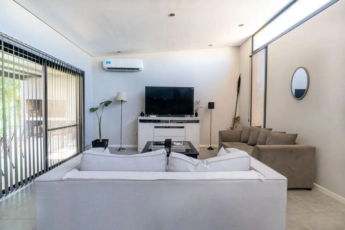 B° Portal Andino- APTA CREDITOI Exclusiva Casa De Categoria En Venta- 2 Dorm/ Es 2