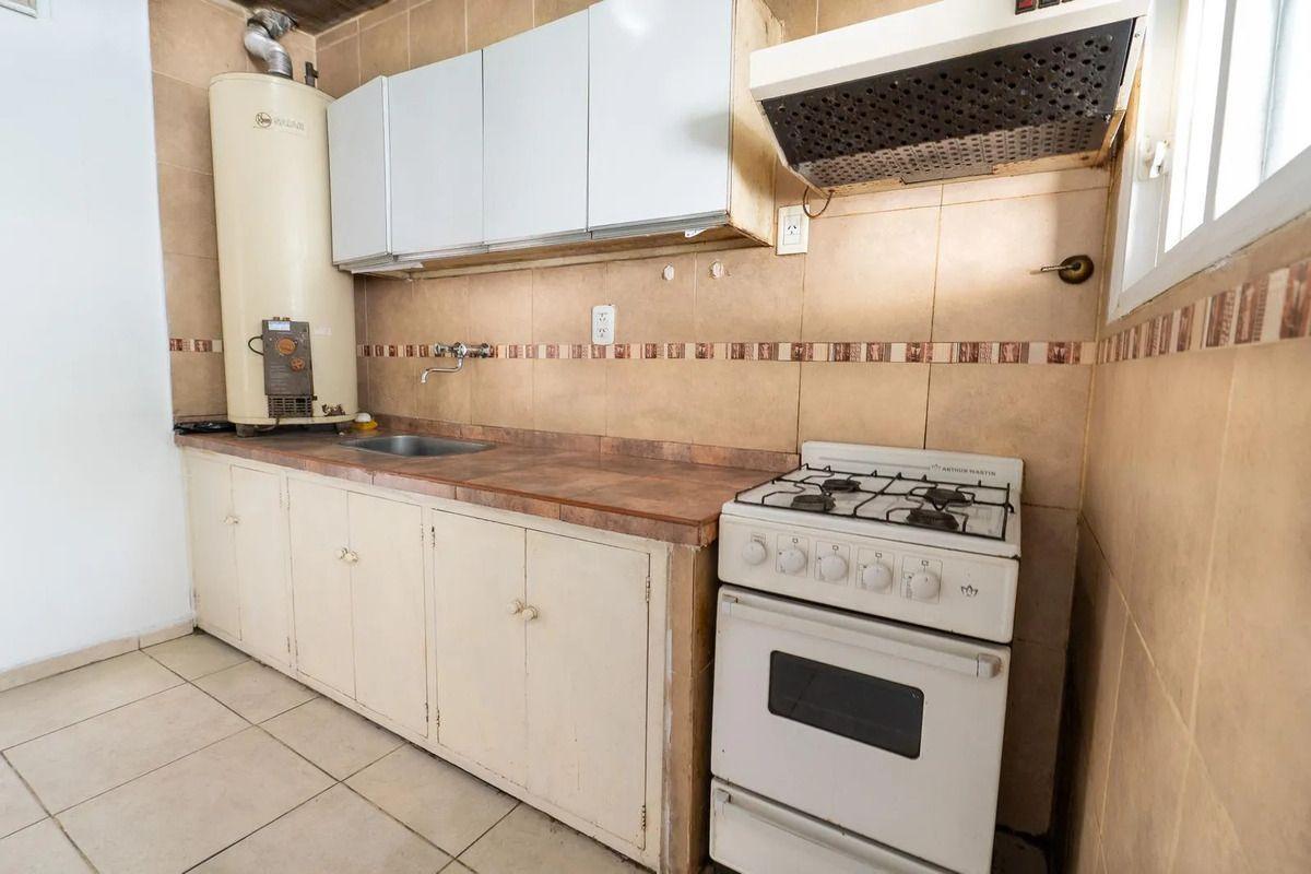 Foto de Departamento 80 M2 / 3 Dormitorios / 1 Baño / Patio / Lavandería /, imagen 2