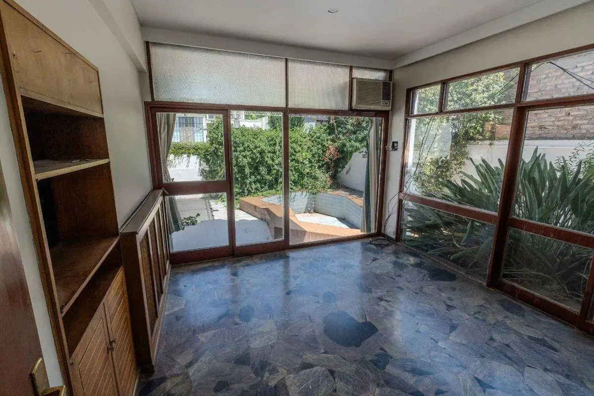B° Bombal - Casa Multifuncional En Venta-4 Dormitorios-4 Baños - Ascensor- Pisci 2
