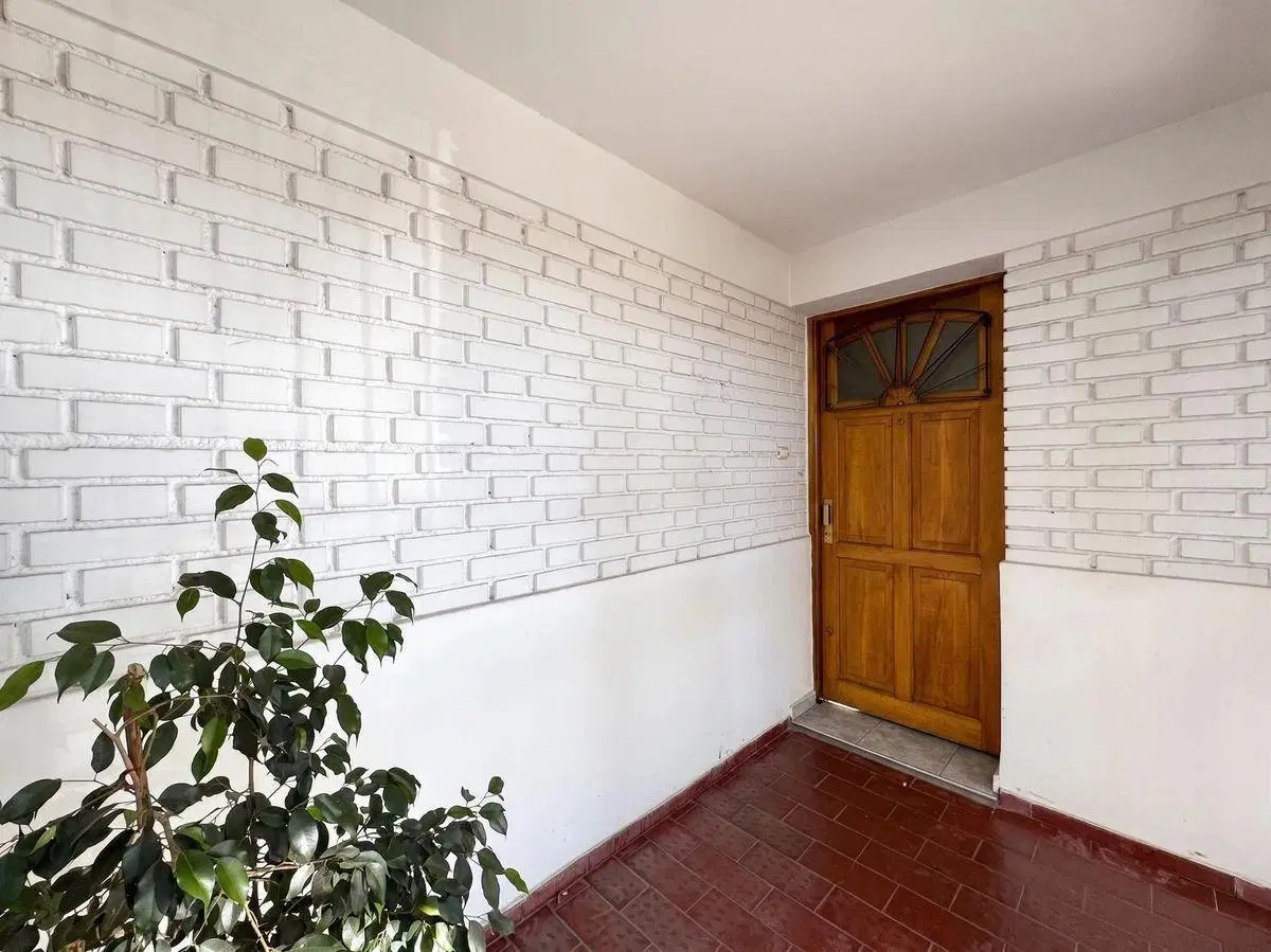Casa 460 M2 Terreno  |251 M2 Cubiertos  |  3 Dormitorios + Galpón Con Oficinas | 2