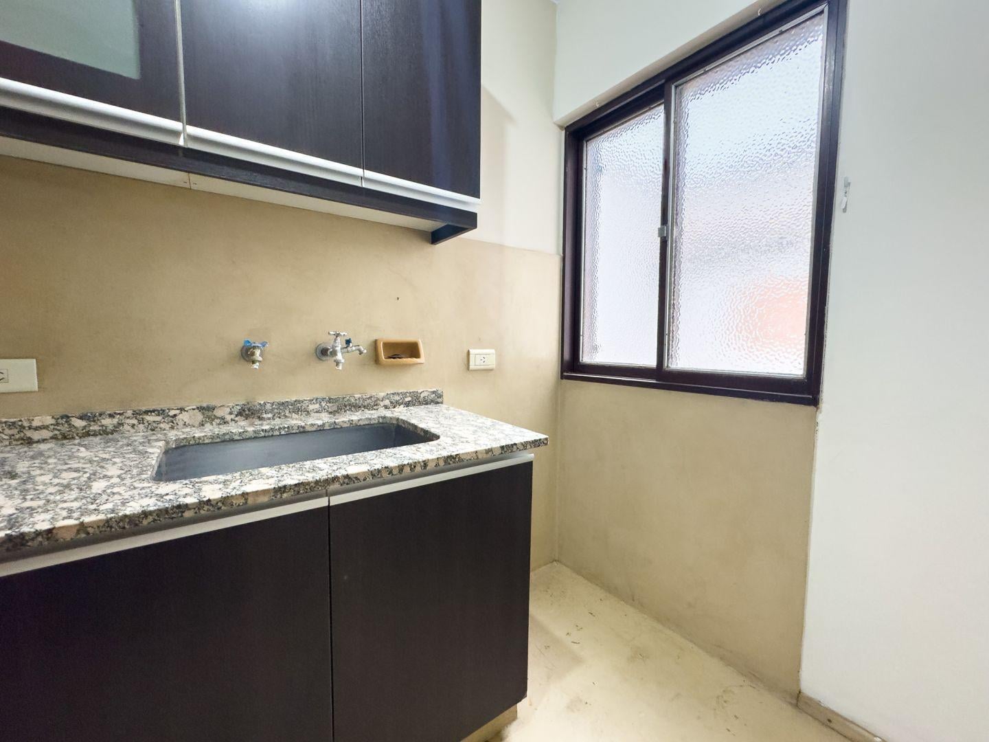 Foto de Departamento 2 Dorm. Reciclado | Ascensor | Apto Crédito | Microcentro, imagen 2