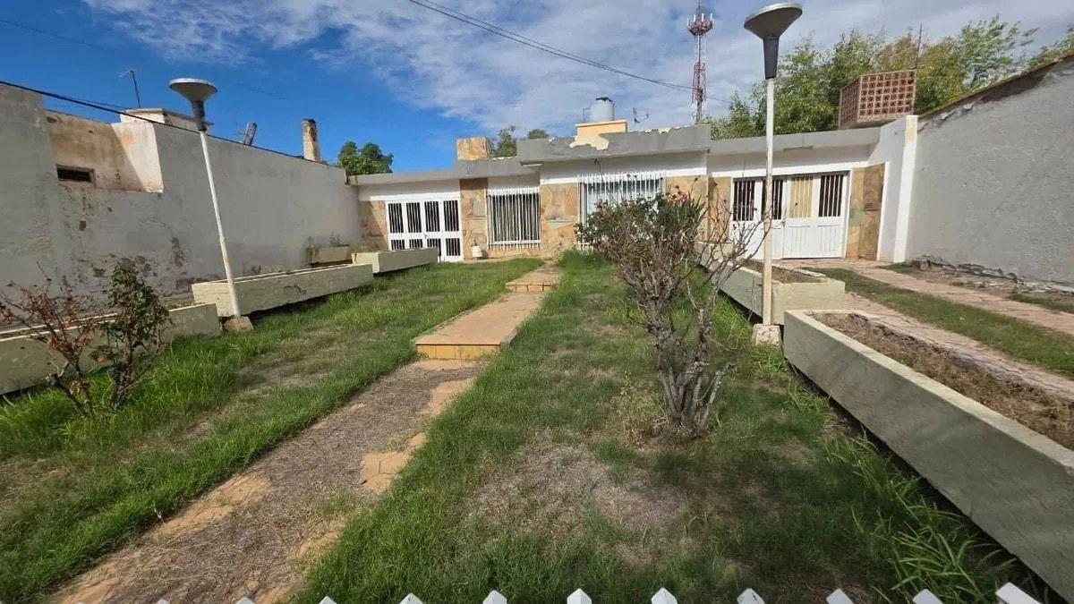 Foto de Lote Para Desarrollo | Guaymallén Zona Univ. Maza | 953 M2 | Frente, imagen 4