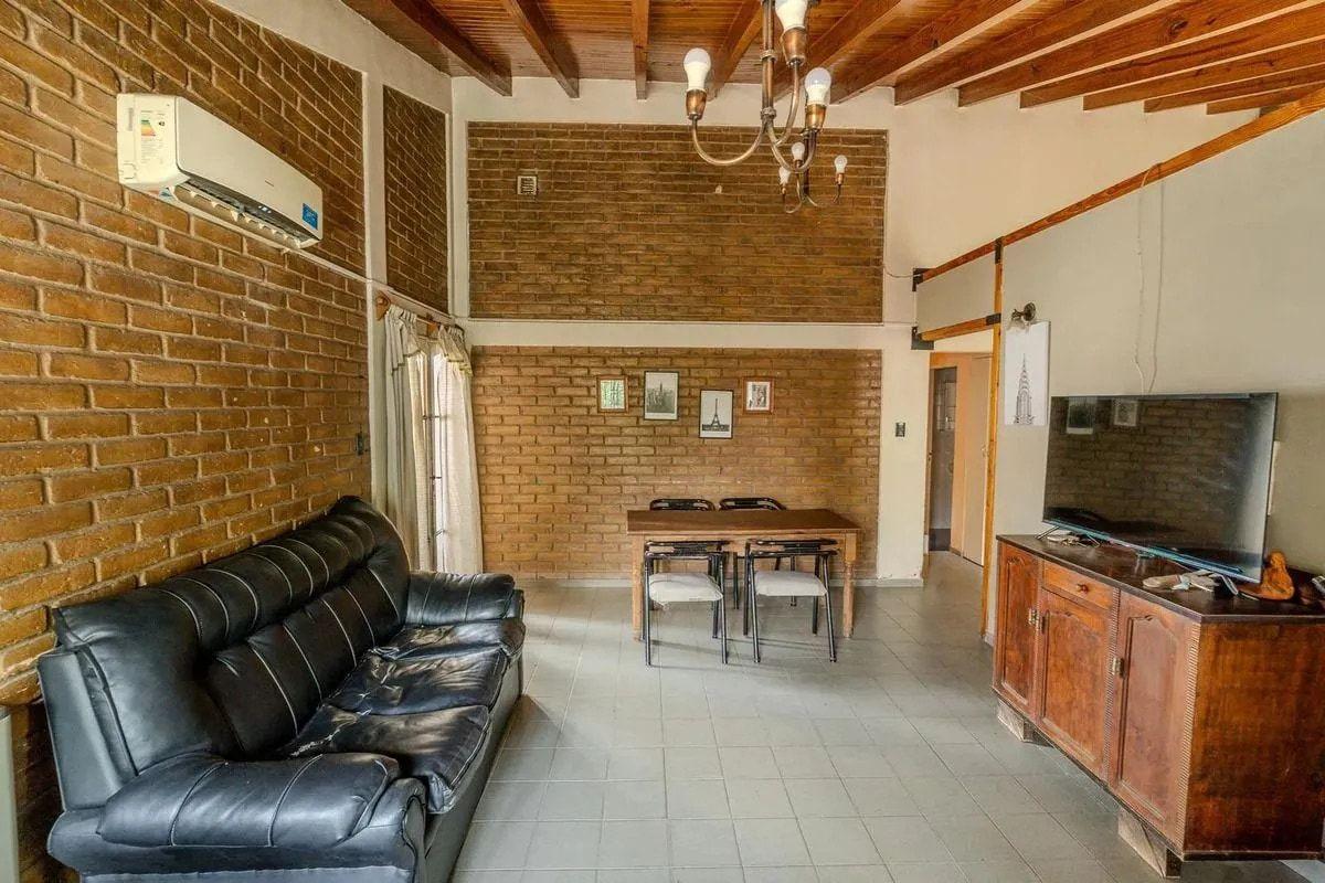 Foto de Casa 139m² 3 Dormitorios Guaymallén / Seguridad / Cochera Doble, imagen 3