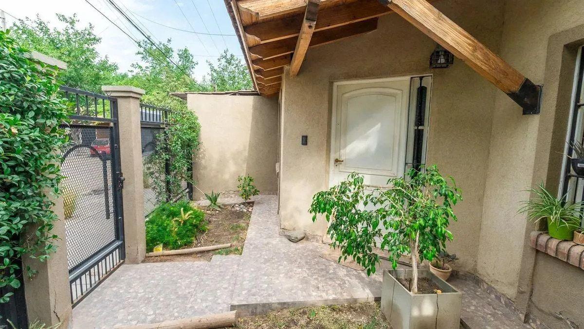 Foto de Casa 139m² 3 Dormitorios Guaymallén / Seguridad / Cochera Doble, imagen 1