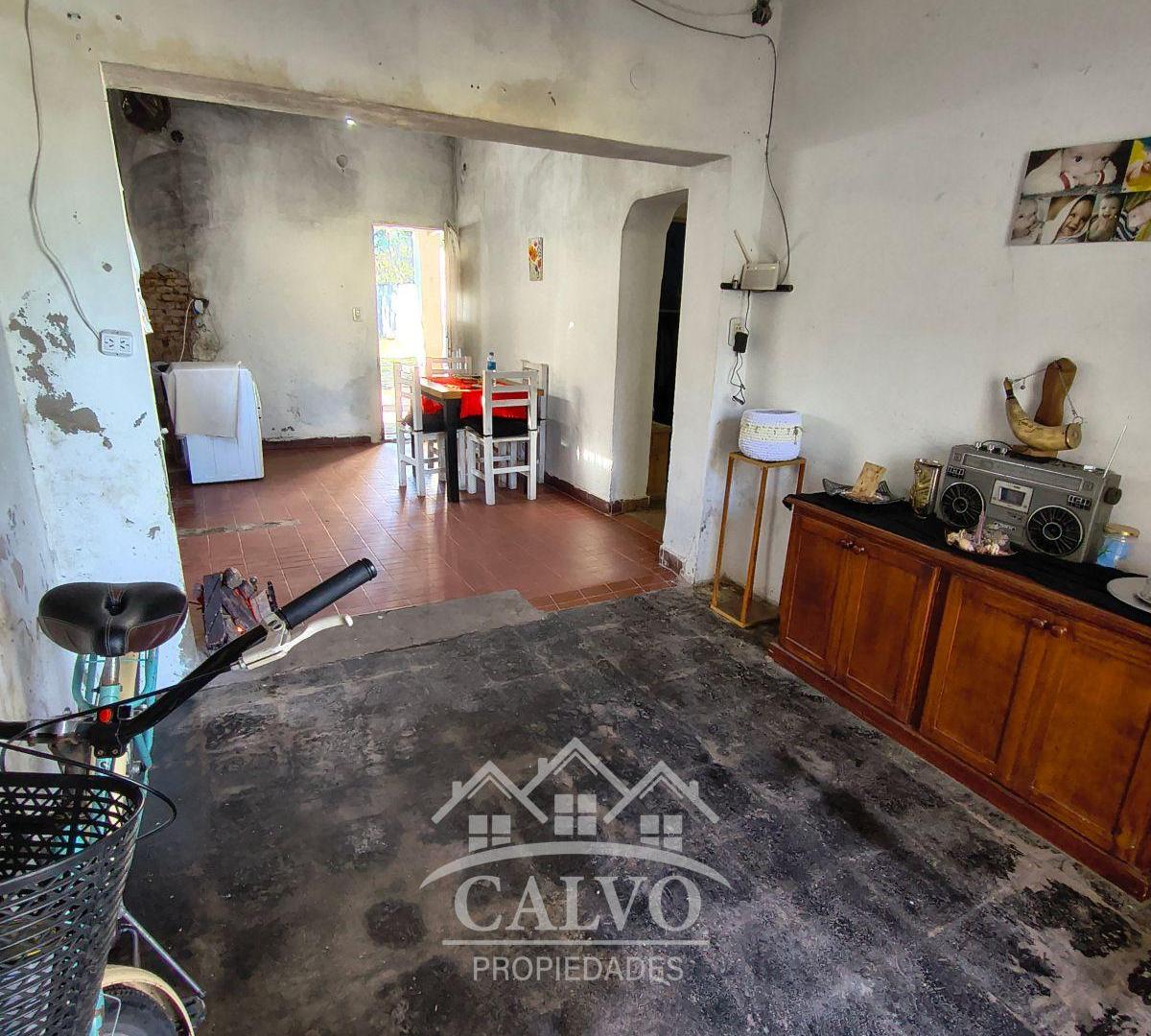 Foto de Casa a Reciclar. Excelente Ubicación. Mercedes, Buenos Aires., imagen 2