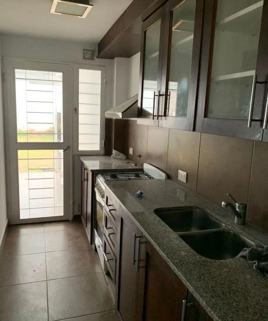 DUPLEX EN ALQUILER URCA 3