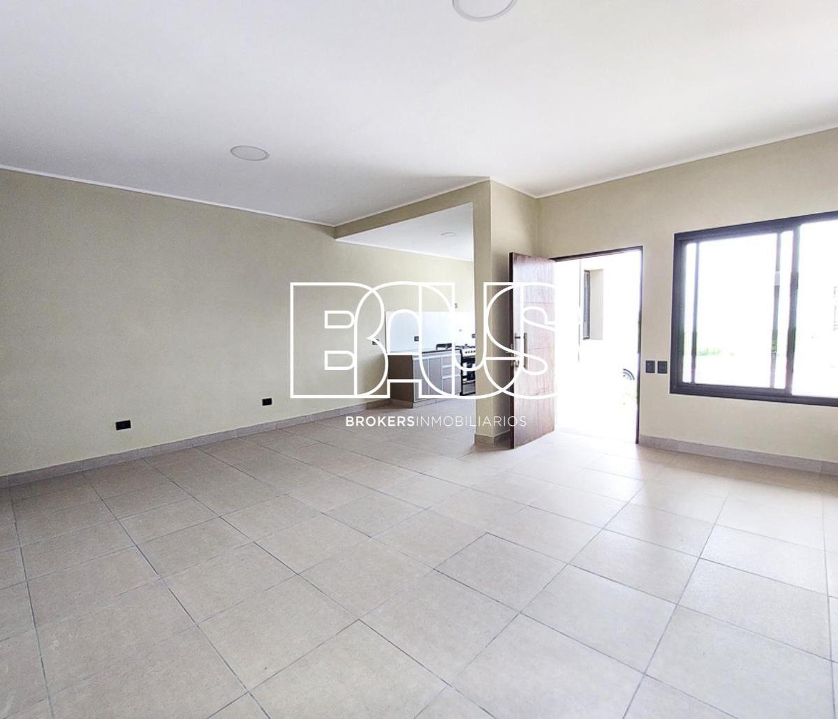 Casa en Venta Via Aurelia Zona Sur 4